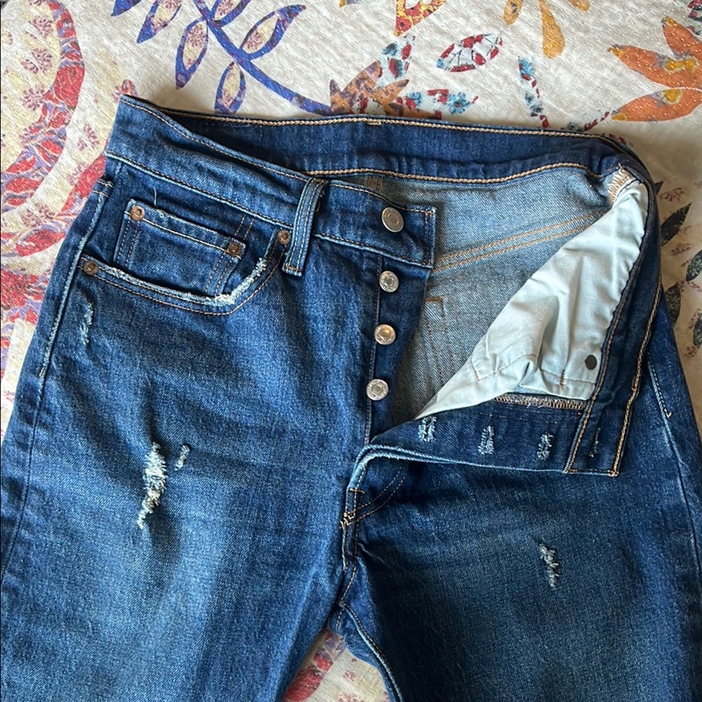 Levi Skinny Jeans - Picture 3 of 12